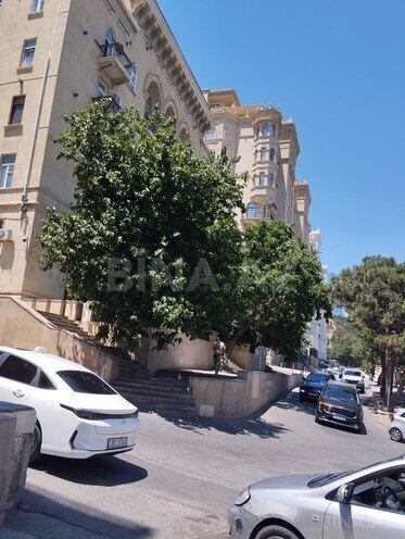 Satılır 2 otaqlı köhnə tikili 48 m², Bayıl q., photo 4 from 12