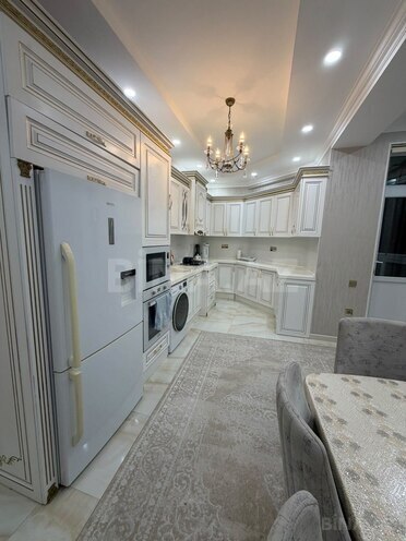 Продаётся 3-комн. новостройка 150 м², м. Иншаатчылар, photo 3 from 17