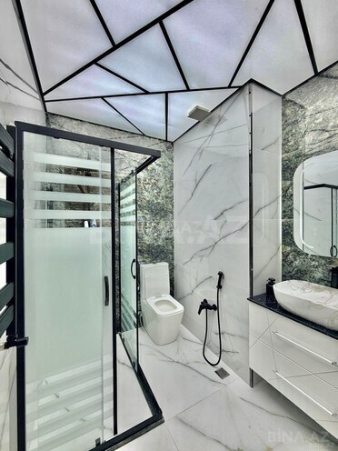 Сдаётся 2-комн. новостройка 70 м², м. 8 ноября, photo 14 from 16