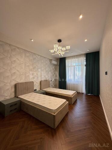 Продаётся 3-комн. новостройка 140 м², м. Нефтчиляр, photo 4 from 14