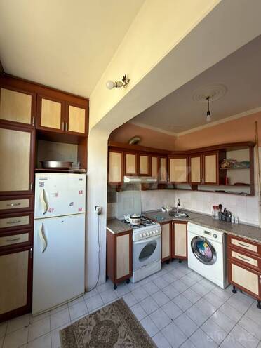 Продаётся 3-комн. вторичка 82 м², м. Ази Асланов, photo 12 from 20