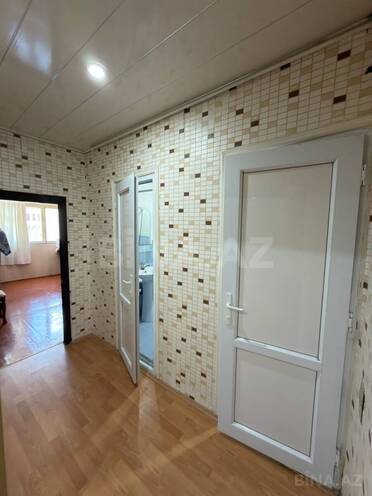 Продаётся 3-комн. вторичка 70 м², м. Ази Асланов, photo 9 from 15