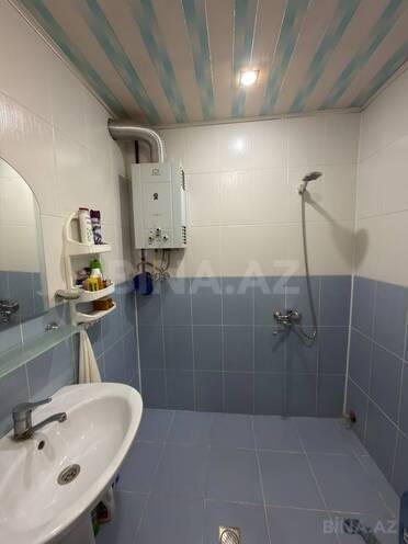 Продаётся 3-комн. вторичка 70 м², м. Ази Асланов, photo 12 from 15