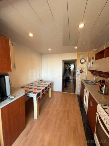 Продаётся 3-комн. вторичка 70 м², м. Ази Асланов, photo 11 from 15