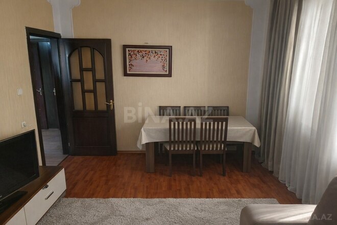 Продаётся 2-комн. вторичка 70 м², м. Азадлыг проспекти, photo 4 from 9