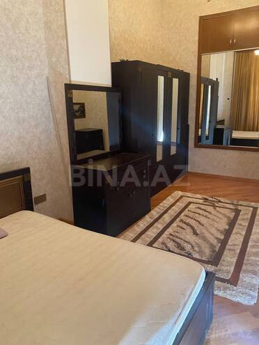 Сдаётся 4-комн. вторичка 120 м², м. Ичеришехер, photo 23 from 31