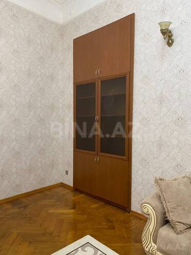 Сдаётся 4-комн. вторичка 120 м², м. Ичеришехер, photo 11 from 31