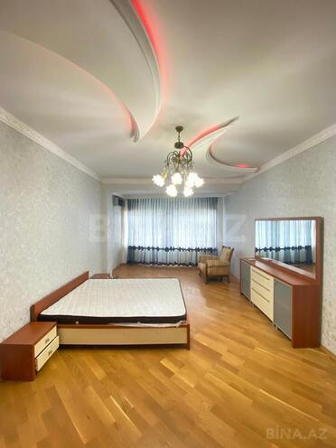 Satılır 4 otaqlı yeni tikili 190 m², 28 May m., photo 16 from 20