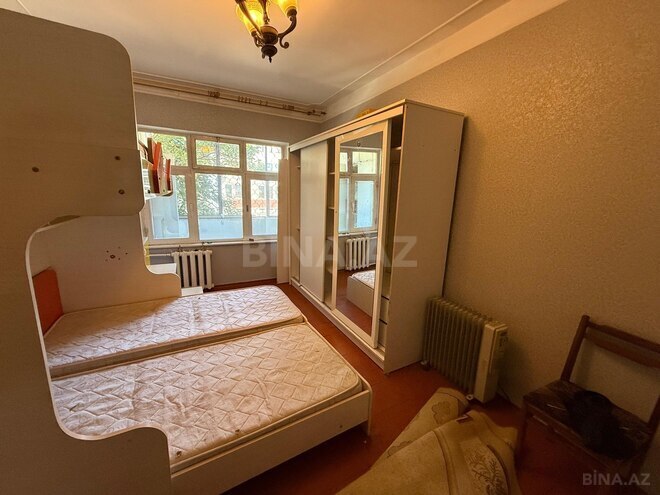 İcarəyə verilir 3 otaqlı köhnə tikili 80 m², 8-ci mikrorayon q., photo 3 from 13