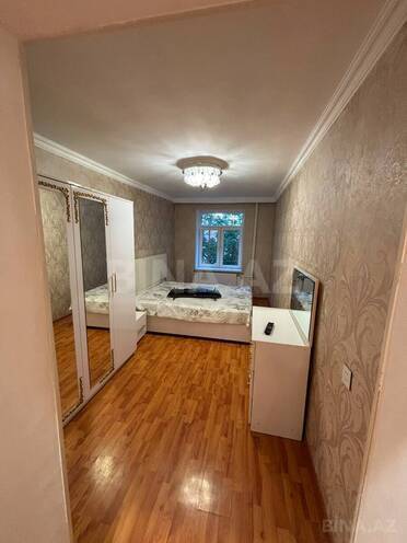 Satılır 2 otaqlı köhnə tikili 60 m², İnşaatçılar m., photo 13 from 27