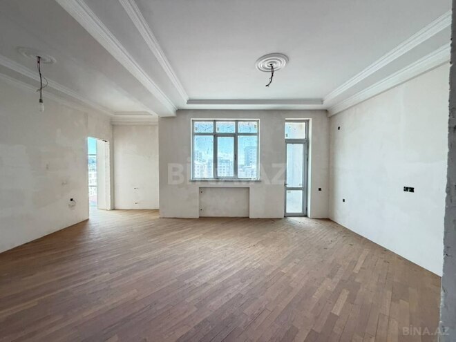 Продаётся 4-комн. новостройка 205 м², м. Низами, photo 4 from 11