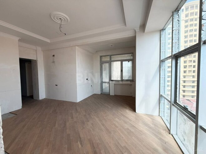 Продаётся 4-комн. новостройка 205 м², м. Низами, photo 5 from 11