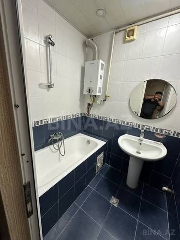 Satılır 4 otaqlı köhnə tikili 110 m², Xalqlar Dostluğu m., photo 12 from 17