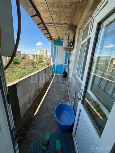 Satılır 4 otaqlı köhnə tikili 110 m², Xalqlar Dostluğu m., photo 14 from 17