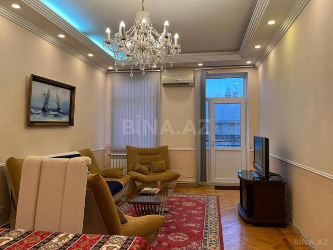İcarəyə verilir 2 otaqlı köhnə tikili 75 m², Sahil m., photo 6 from 11