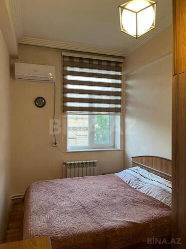 İcarəyə verilir 2 otaqlı köhnə tikili 75 m², Sahil m., photo 3 from 11