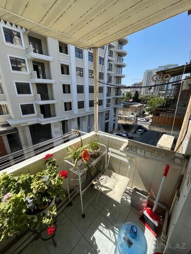 Satılır 2 otaqlı köhnə tikili 66 m², 28 May m., photo 7 from 9