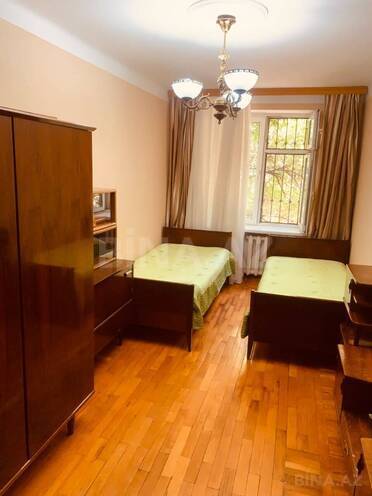 Сдаётся 3-комн. вторичка 80 м², м. Ичеришехер, photo 3 from 10