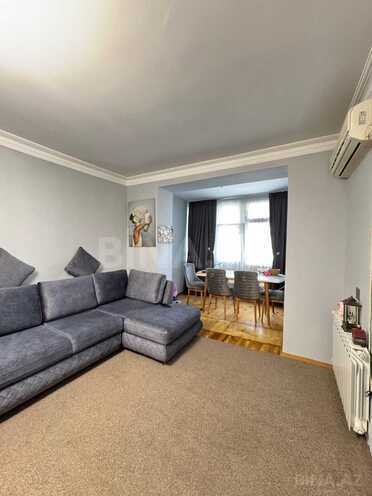 Satılır 3 otaqlı köhnə tikili 78 m², Avtovağzal m., photo 1 from 8