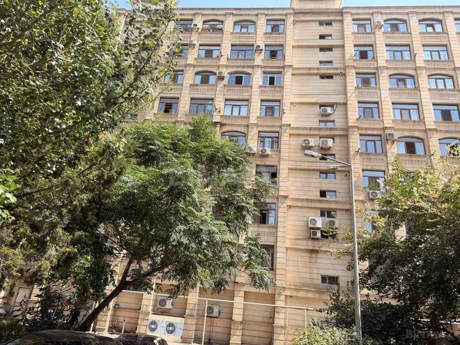 Satılır 4 otaqlı köhnə tikili 110 m², Nərimanov r., photo 6 from 17