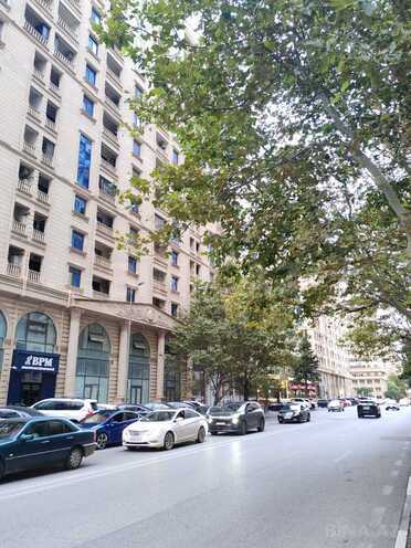 Сдаётся 4-комн. новостройка 140 м², Насиминский  р., photo 28 from 30