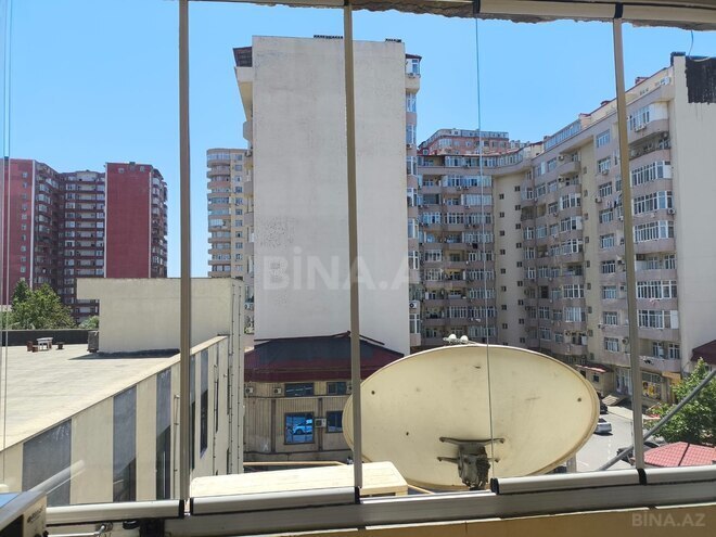 Satılır 3 otaqlı köhnə tikili 78 m², İnşaatçılar m., photo 11 from 18