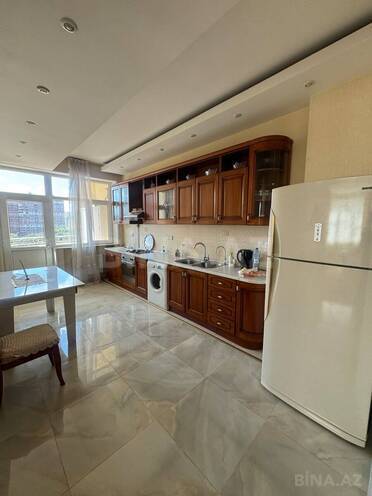 Сдаётся 3-комн. новостройка 140 м², Насиминский  р., photo 9 from 15