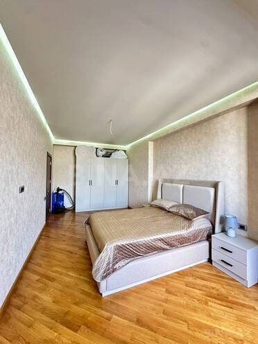 Satılır 2 otaqlı yeni tikili 90 m², Qara Qarayev m., photo 5 from 12
