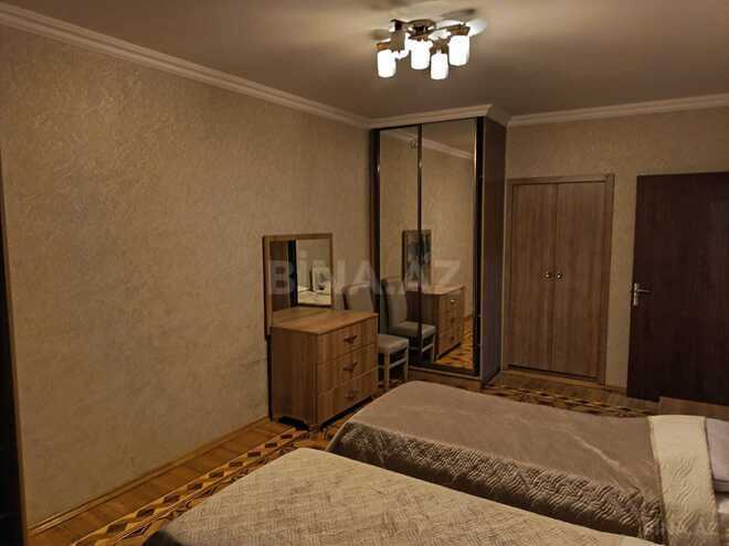 Satılır 3 otaqlı köhnə tikili 80 m², Sahil m., photo 16 from 31