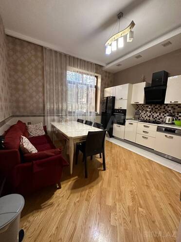 Продается 6-комн. дом/дача 200 м², пос. Бинагади, photo 12 from 18