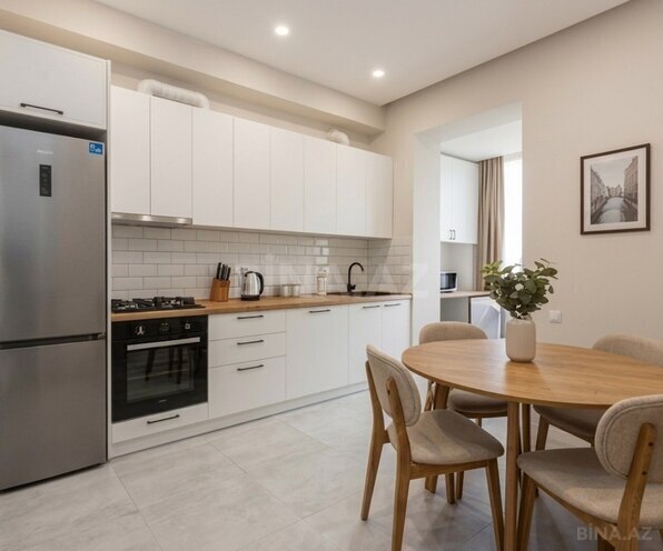 Сдаётся 3-комн. новостройка 128 м², м. Низами, photo 6 from 8