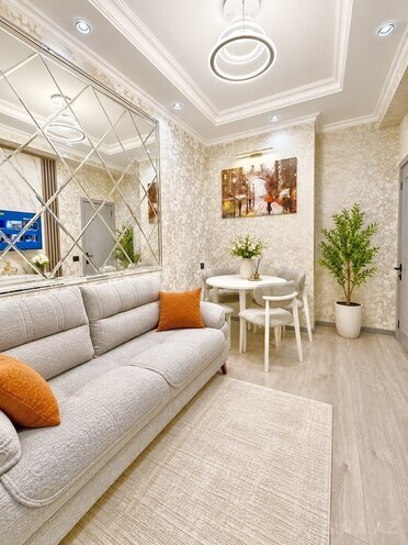 Продаётся 2-комн. новостройка 42 м², м. Кара Караев, photo 6 from 14