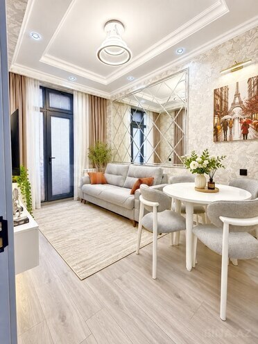 Продаётся 2-комн. новостройка 42 м², м. Кара Караев, photo 5 from 14