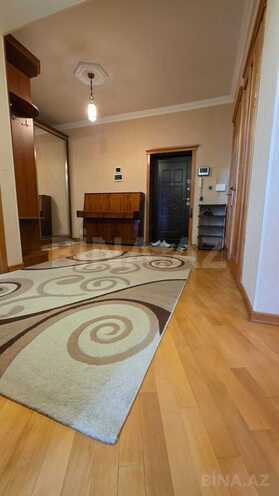 İcarəyə verilir 3 otaqlı yeni tikili 148 m², Qara Qarayev m., photo 8 from 16