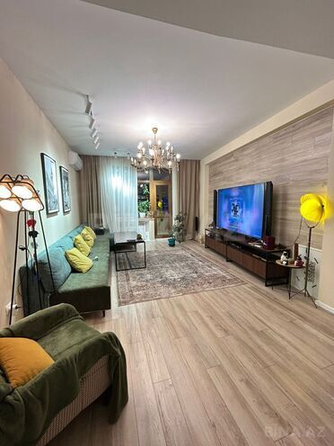 Сдаётся 2-комн. новостройка 100 м², м. Низами, photo 1 from 23