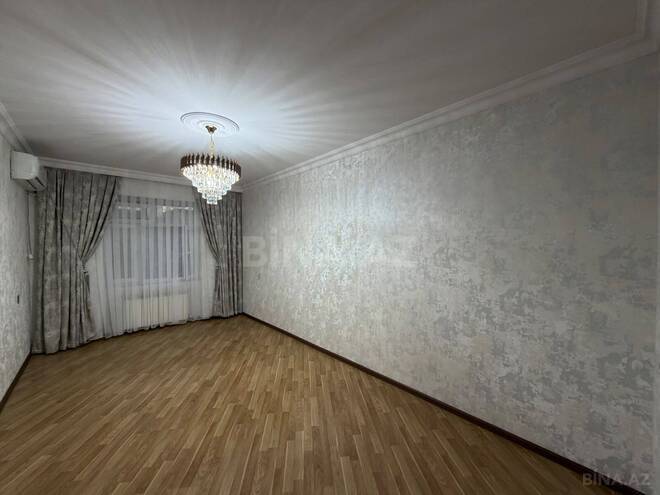 Продается 3-комн. вторичка 60 м², м. Халглар Достлугу, photo 1 from 19