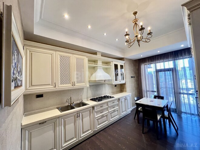 Satılır 4 otaqlı yeni tikili 213 m², Sahil m., photo 15 from 20