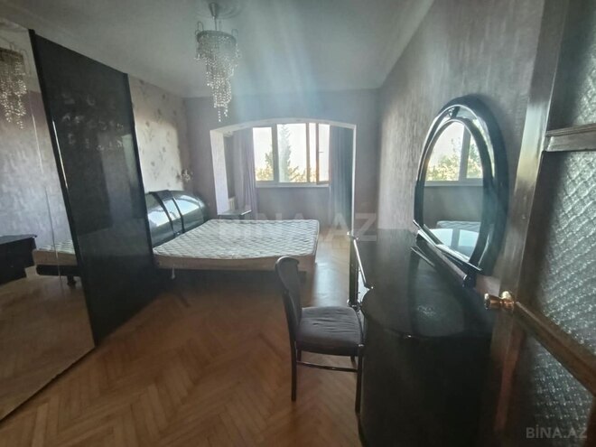 Продается 4-комн. вторичка 100 м², м. Элмляр Академиясы, photo 7 from 16