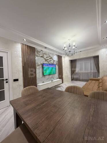 Продаётся 3-комн. вторичка 100 м², м. Халглар Достлугу, photo 1 from 19