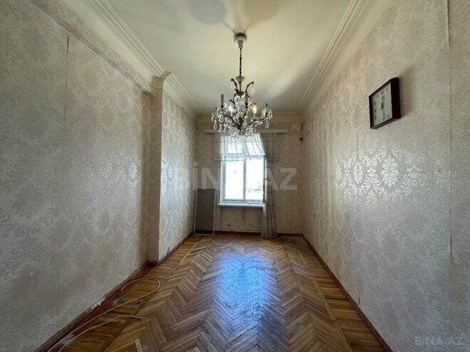Satılır 2 otaqlı köhnə tikili 60 m², Nizami m., photo 14 from 19