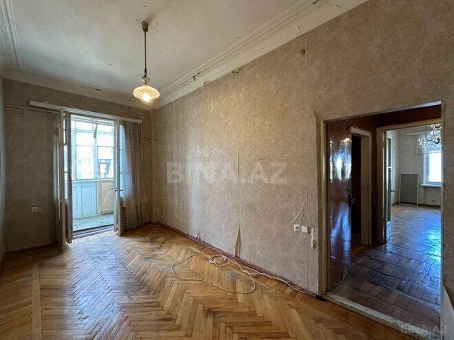 Satılır 2 otaqlı köhnə tikili 60 m², Nizami m., photo 5 from 19