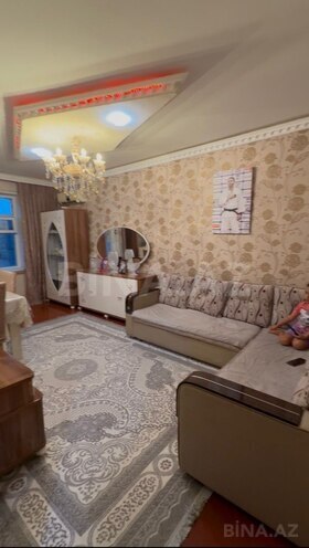 Satılır 3 otaqlı köhnə tikili 67 m², Hövsan q., photo 1 from 11