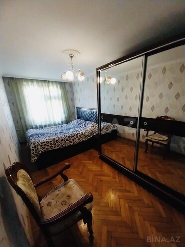 Satılır 3 otaqlı köhnə tikili 75 m², İnşaatçılar m., photo 6 from 14