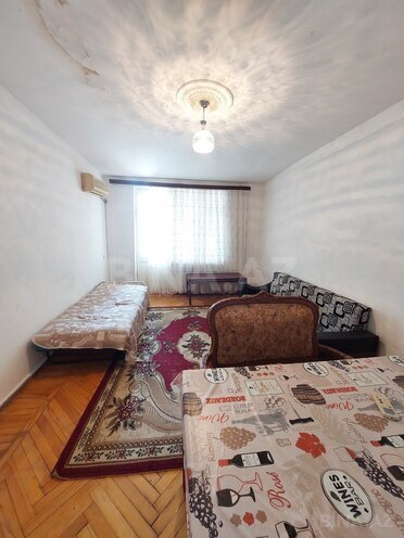 Satılır 1 otaqlı köhnə tikili 35 m², Neftçilər m., photo 1 from 12