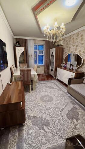 Satılır 3 otaqlı köhnə tikili 67 m², Hövsan q., photo 1 from 11