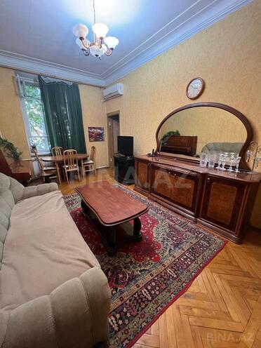 Сдаётся 2-комн. вторичка 60 м², м. Ичеришехер, photo 4 from 16