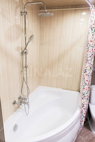 Сдаётся 3-комн. вторичка 80 м², м. Ази Асланов, photo 22 from 25