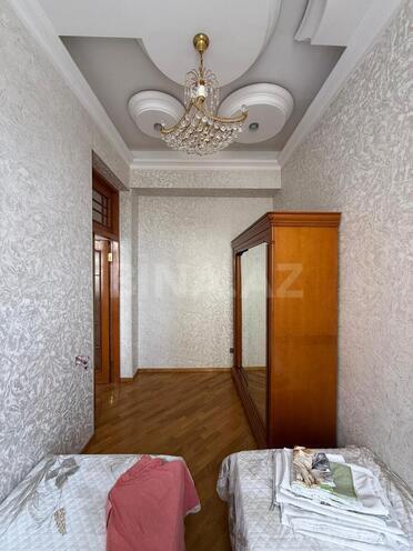 Сдаётся 3-комн. вторичка 100 м², м. Ичеришехер, photo 7 from 18