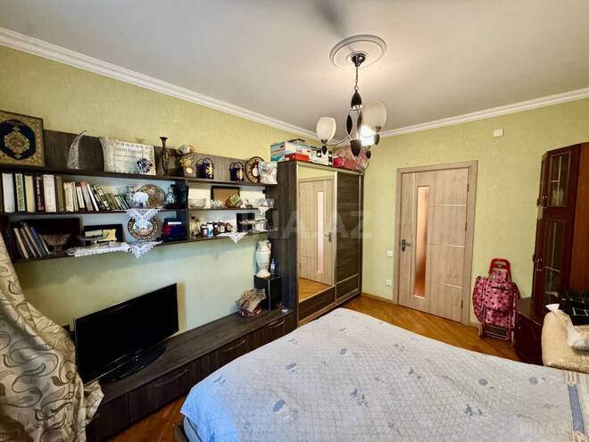Продаётся 4-комн. вторичка 110 м², м. Халглар Достлугу, photo 15 from 28
