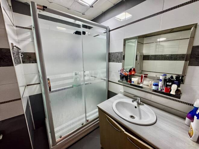 Продаётся 4-комн. вторичка 110 м², м. Халглар Достлугу, photo 26 from 28